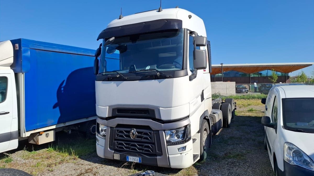 Renault Trucks T-High 2020